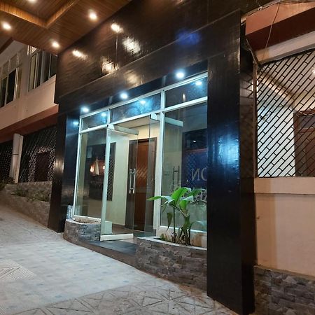 Goroomgo Moon Nainital Near Naini Lake - Parking & Lift Facilities -Hygiene And Spacious Room - Best Seller Eksteriør bilde